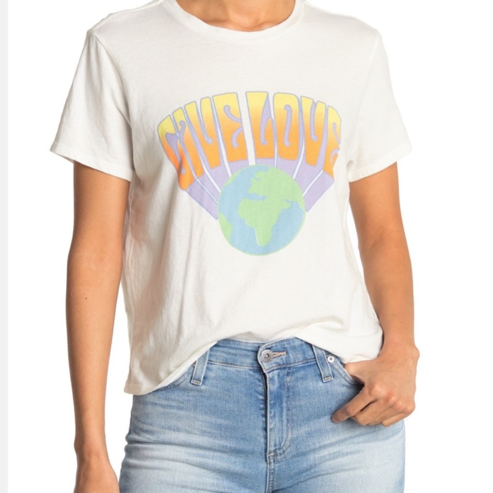 Give 🌍 Love Tshirt